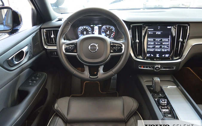 Volvo S60 cena 184400 przebieg: 30782, rok produkcji 2020 z Poznań małe 562
